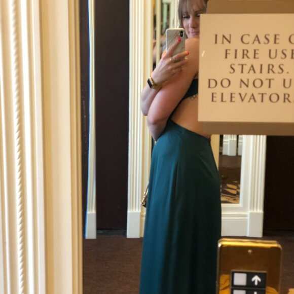 Emerald Backless Floor Length Dress - Picture 9 of 10